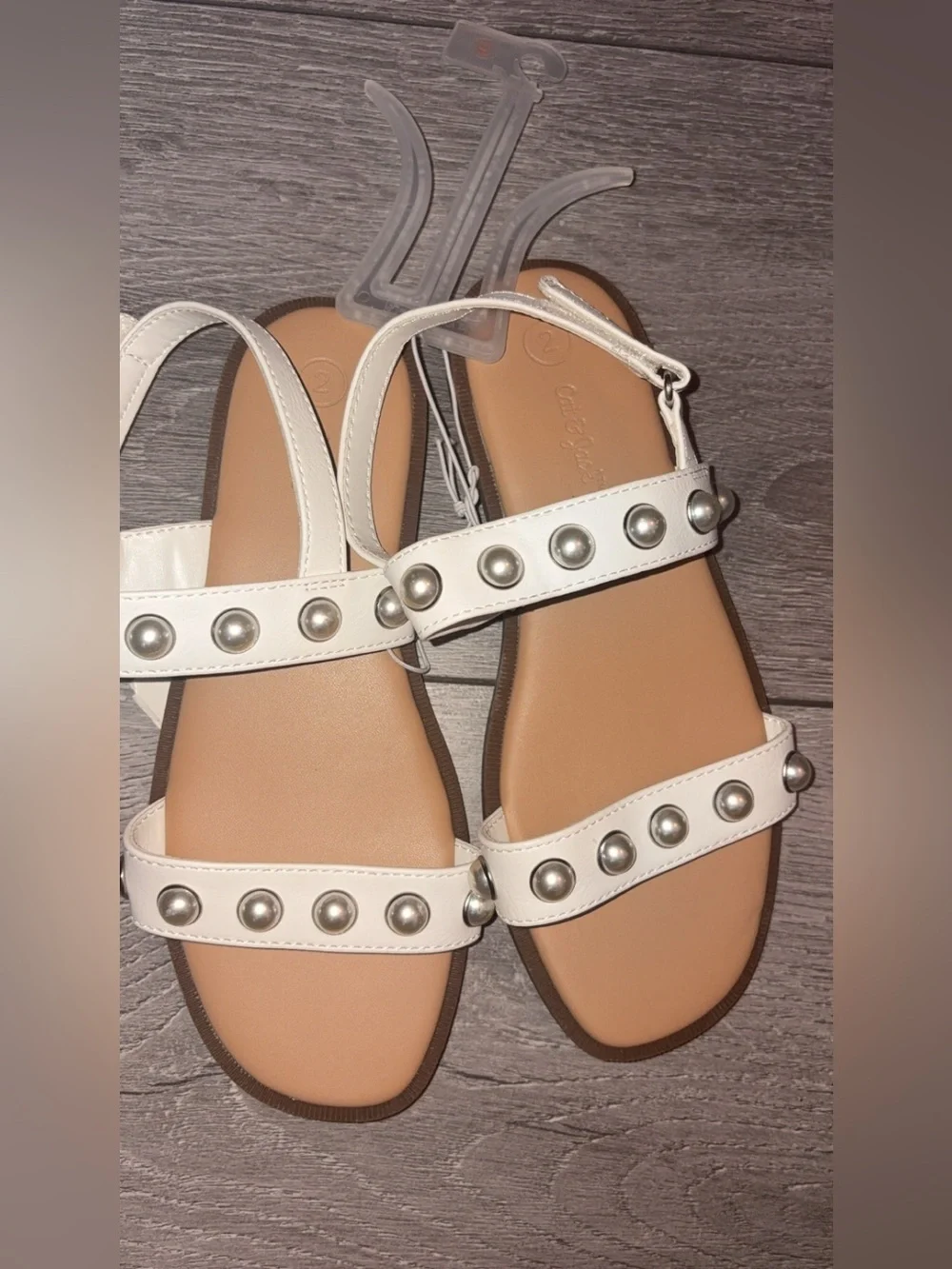 Cat & Jack Girls Size 2 Eve Pearl Flat Sandal White Ankle Strap New W Tags